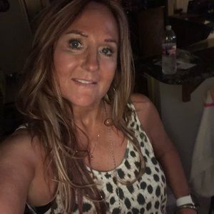 Meet your Posher, Brenda